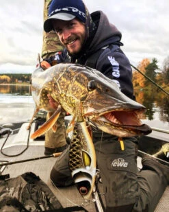 Strike Pro Trueglide Guppie 13,5cm 120g -Pro Vissersaas 29 EG208 TR001r 3