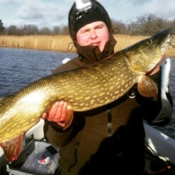 Eastfield Wingman Curly 23cm, 77g -Pro Vissersaas wingman curlr 4